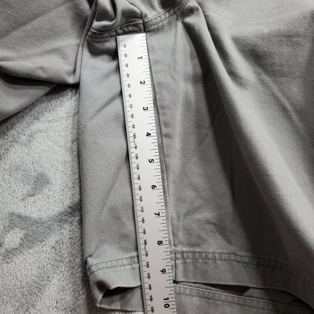 Wolverine Flat Front Dark Wash Cargo Shorts Gray 6 Pockets Men Size 38 - Picture 9 of 11